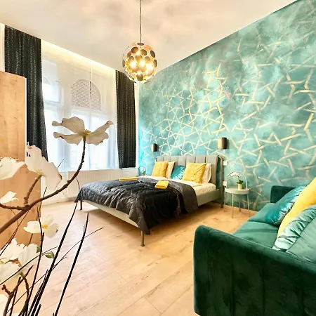 Apartment Luxory Design Apartment#bakats#freeparking#8ppl Budapest