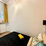 Bakats House I Freeparking I 8ppl Apartament *
