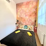 Bakats House I Freeparking I 8ppl Apartament