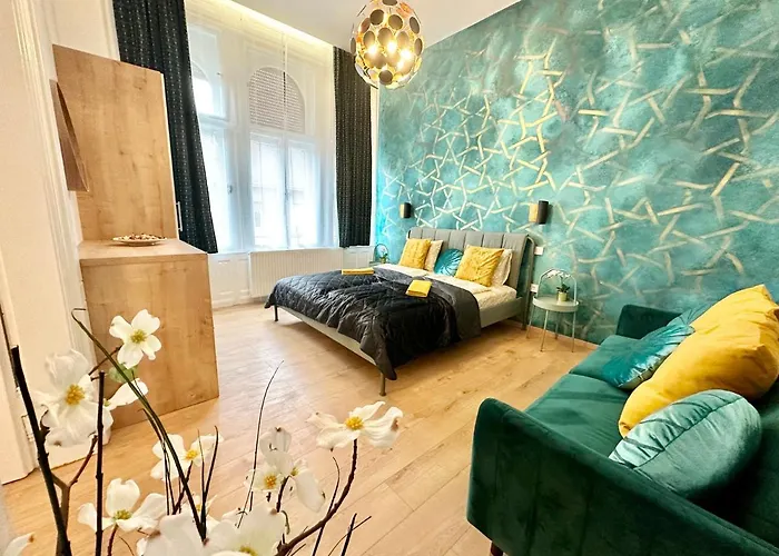 Bakats House I Freeparking I 8ppl Apartmán